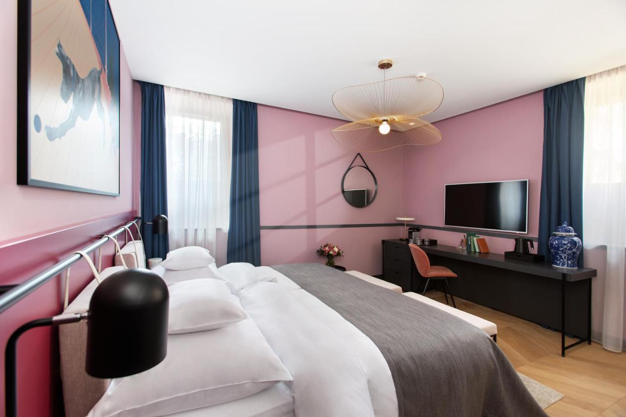 Alice Hotel Budapest Luaran gambar